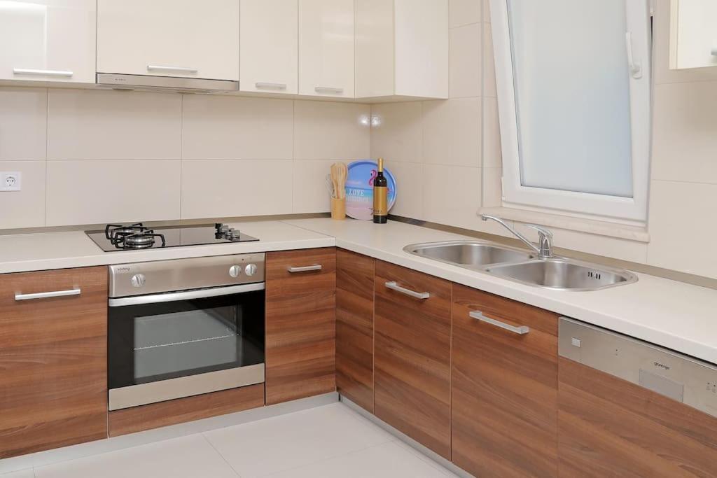 Seaside Apartment M Zaton 5 - Sea View & Parking Екстериор снимка